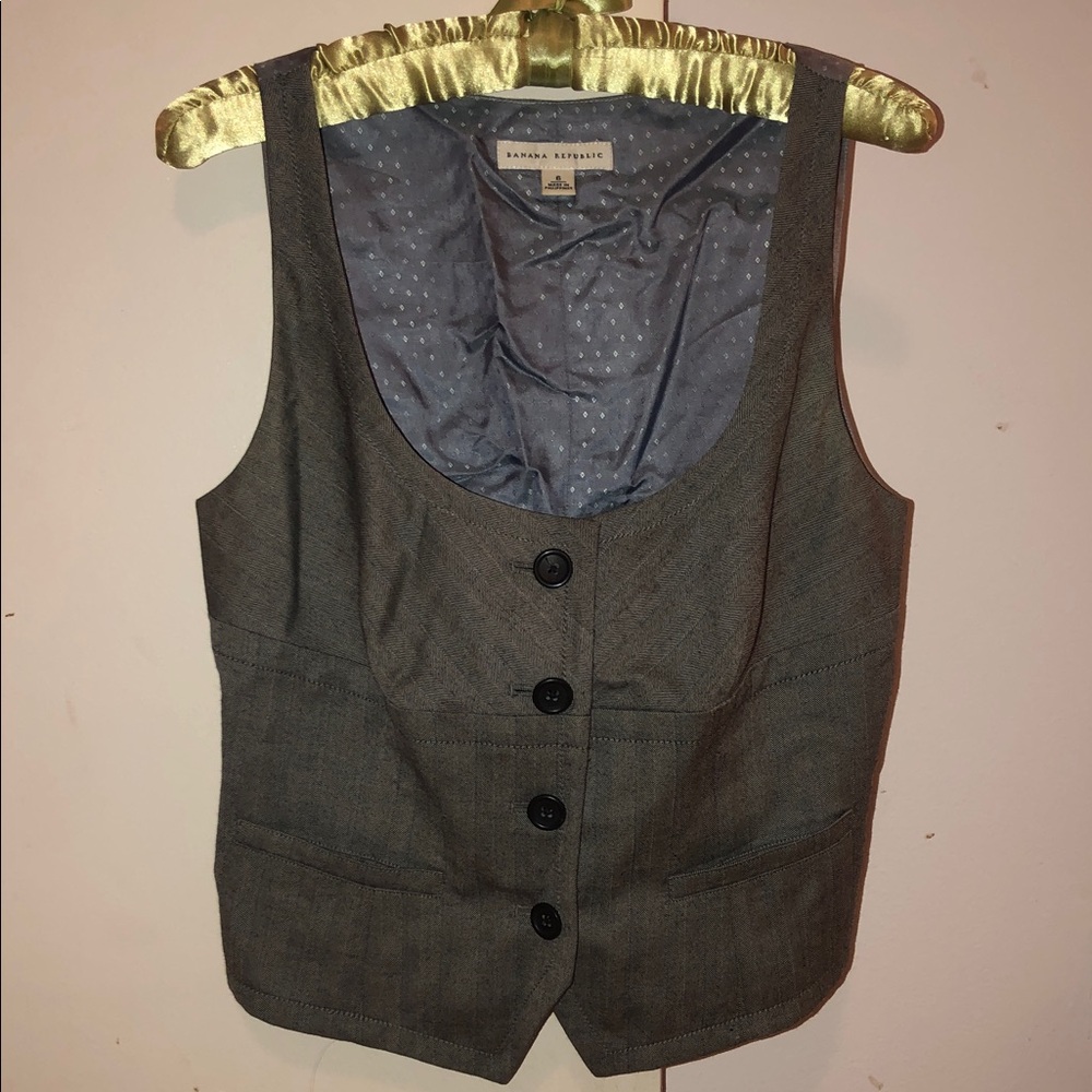 Banana Republic Gray Wool Buttoned Vest Size 6